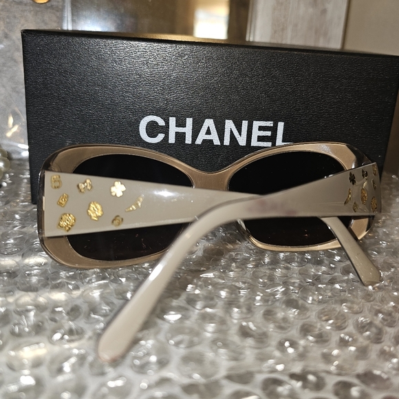 Rare Chanel Icon Symbols Sunglasses! - Picture 6 of 14